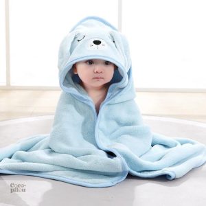 Cape de bain bleu ciel pour enfant