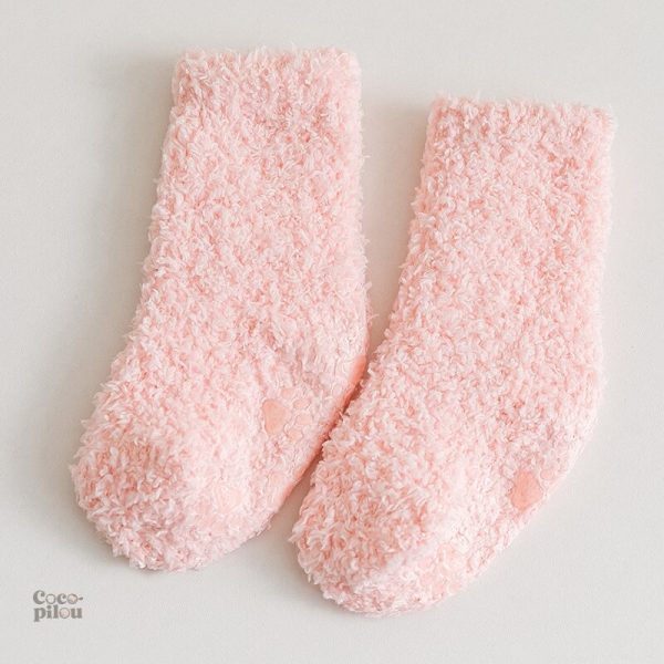 Chaussettes chaudes pour petits, idéales pour les sorties