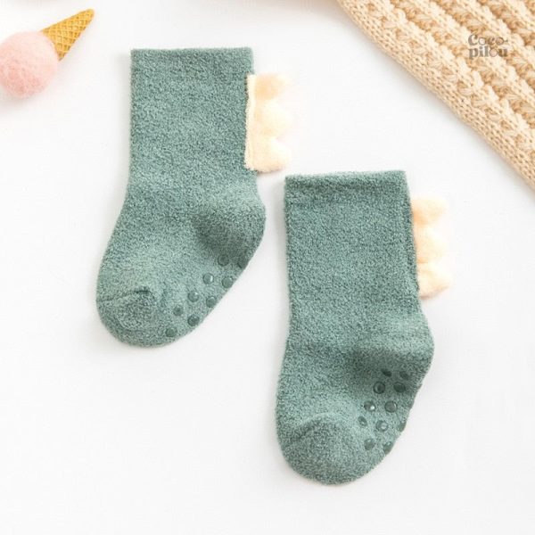 Chaussettes douces pour bébé, idéales pour l'hiver
