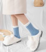 Chaussettes femme confortables en style mouton, tendance