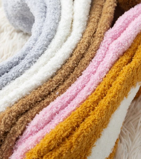 Modèle Pilou Pilou, chaussettes polaires ultra confortables pour femmes