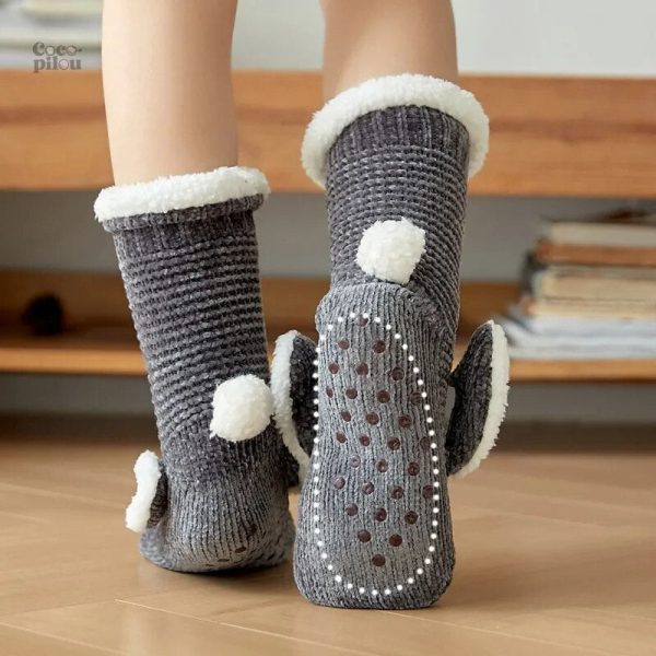 Chaussettes féminines aux motifs ludiques de lapin