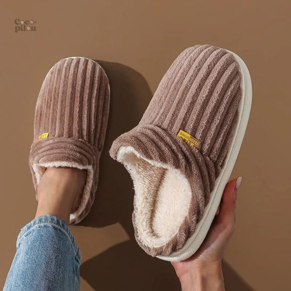 Chaussons chauds pour femme, confort et élégance à la maison