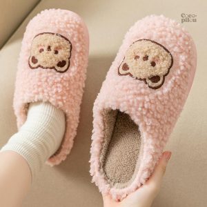 Chaussons femme en peluche doux et confortables pour l'hiver