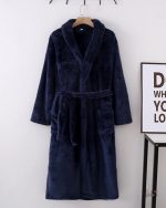 Chemise de nuit homme Pilou, confortable et douce pour un sommeil paisible