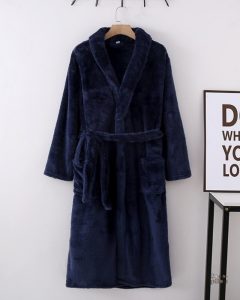Chemise de nuit homme Pilou, confortable et douce pour un sommeil paisible