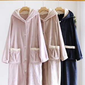 Vêtement de nuit doux et confortable, idéal pour l'hiver