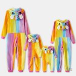 Ensemble de nuit pour couples heureux