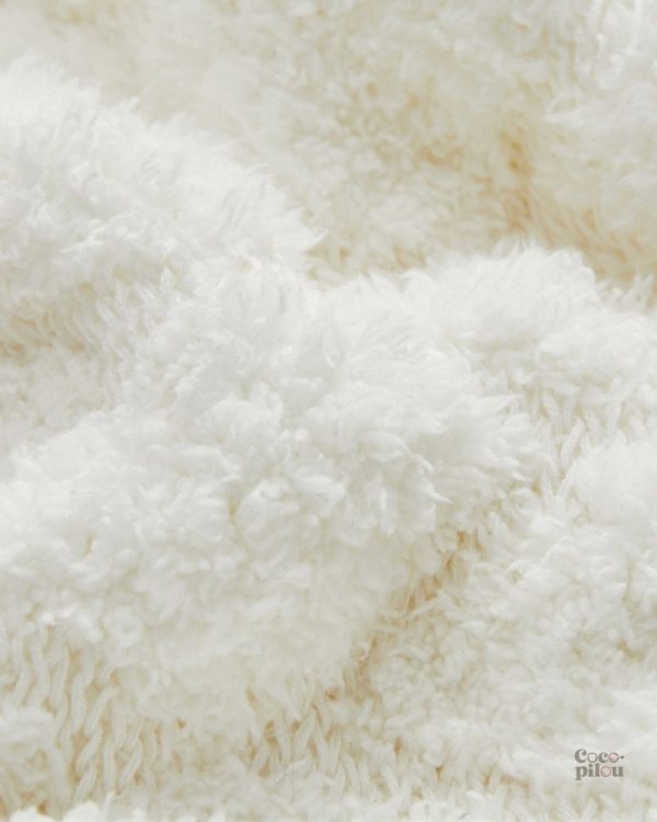 Coussin moelleux en duvet pour un espace chaleureux