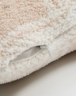 Accessoire cocooning : coussin moelleux pour votre espace