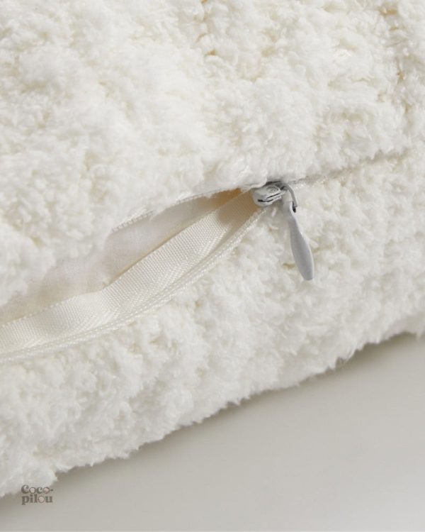 Accessoire cocooning blanc, idéal pour se détendre