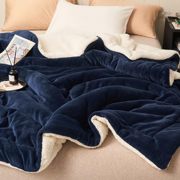 Couverture chaude en laine douce et confortable