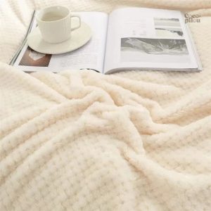 Couverture légère en molleton, parfaite pour les soirées cocooning