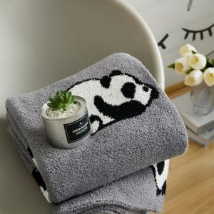 Plaid Pilou Pilou en flanelle, idéal pour se réchauffer