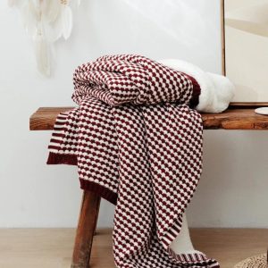 Couverture peluche douce et chaleureuse pour les soirées cosy
