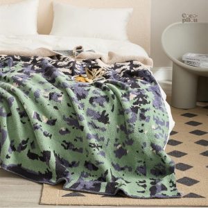 Couverture plaid polaire douce et confortable pour les moments cocooning