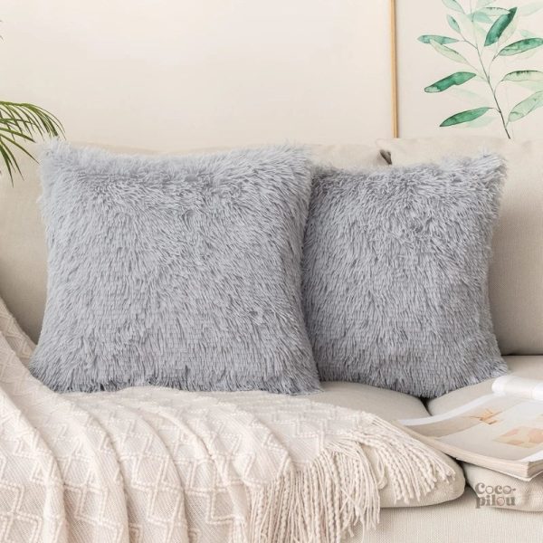 Housse de coussin fausse fourrure douce et confortable