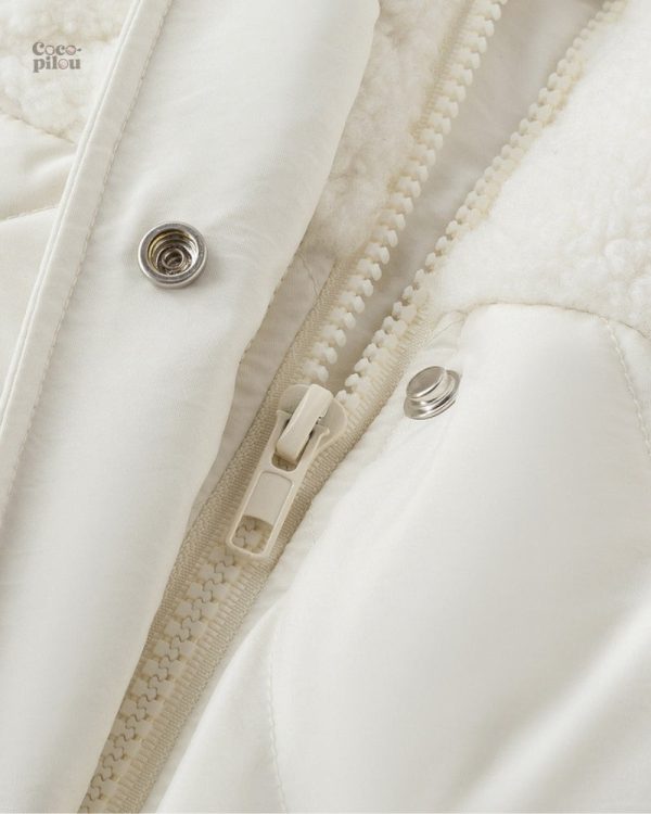 Manteau blanc cassé pour un style décontracté