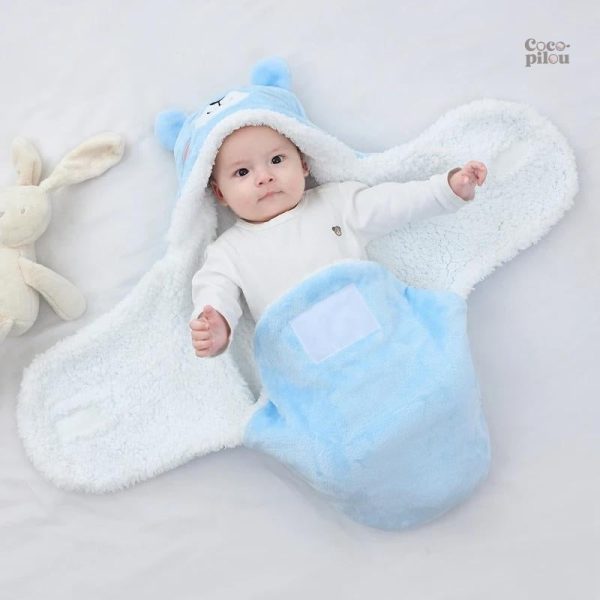 Confort douillet du nid d'ange Pilou Pilou