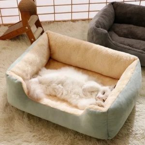 Panier vert Pilou Pilou en tissu doux et confortable