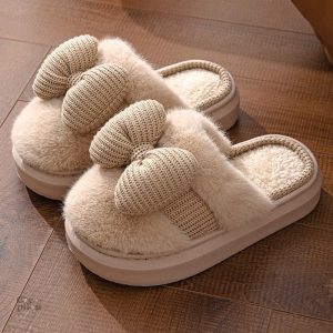 Pantoufle drôle Pilou Pilou pour femme, confort et style