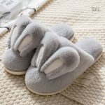 Chaussons confortables en forme de lapin pour femme