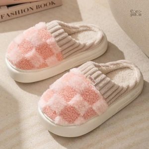 Chaussons d'intérieur chaleureux et accueillants