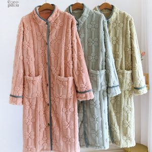 Peignoir Pilou Pilou pour femme, style élégant et chaleureux