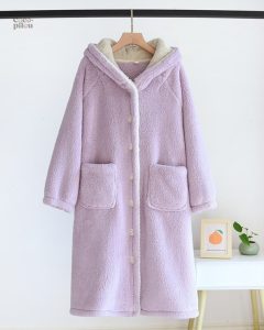 Peignoir doux Pilou Pilou en microfibre pour moments de détente