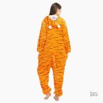 Vêtement Pilou Pilou femme, motif tigre, idéal pour les moments détente