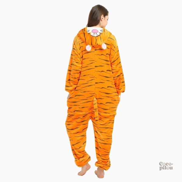 Vêtement Pilou Pilou femme, motif tigre, idéal pour les moments détente