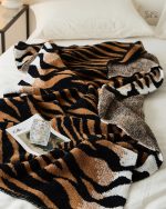 Plaid Pilou Pilou en fausse fourrure confortable
