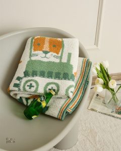 Plaid en molleton, parfait pour ajouter une touche de chaleur