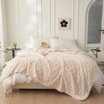 Plaid Pilou Pilou crème torsadé doux et confortable