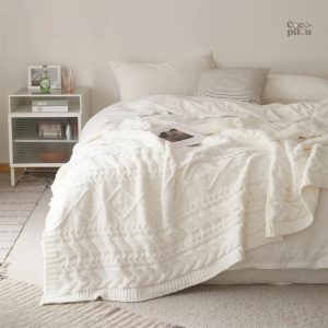 Plaid polaire blanc doux et confortable