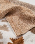 Couverture polaire, légère et chaleureuse pour les frileux