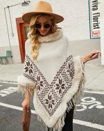 Poncho Pilou Pilou avec capuche pour un style décontracté