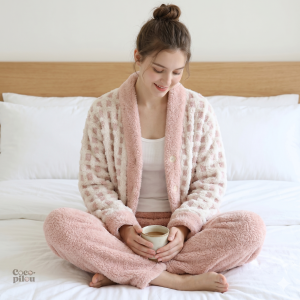 Pyjama Pilou Pilou femme en tissu douillet et stylé