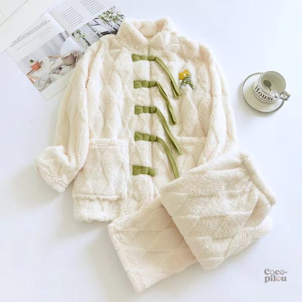 Accueillant pyjama douillet pour des nuits confortables
