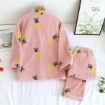 Pyjama femme en pilou pour des nuits douillettes