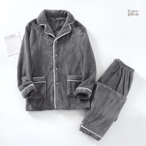 Pyjama homme en tissu doux, parfait pour les soirées cocooning