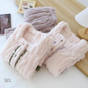 Pyjama Pilou Pilou femme en laine, idéal pour les nuits d'hiver