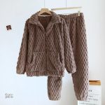 Vêtement de nuit homme en pilou pilou marron