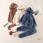 Pyjama molleton doux pour bébé, idéal pour les nuits paisibles