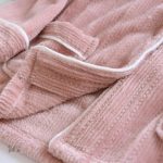 Pyjama polaire femme, idéal pour l'hiver et les soirées cocooning