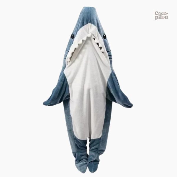 Pyjama en forme de requin, idéal pour les soirées cocooning