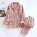 Pyjama sherpa femme confortable et chaud pour des nuits douces