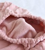 Vêtement de nuit femme en tissu velours