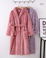 Robe de chambre confortable en laine pour femme