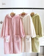Confortable robe de chambre fourrure, style Pilou Pilou féminin